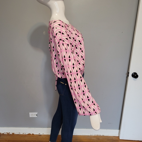 Deluc Holder Blouse, BNWT with Flaw, Size M - Picture 3 of 10